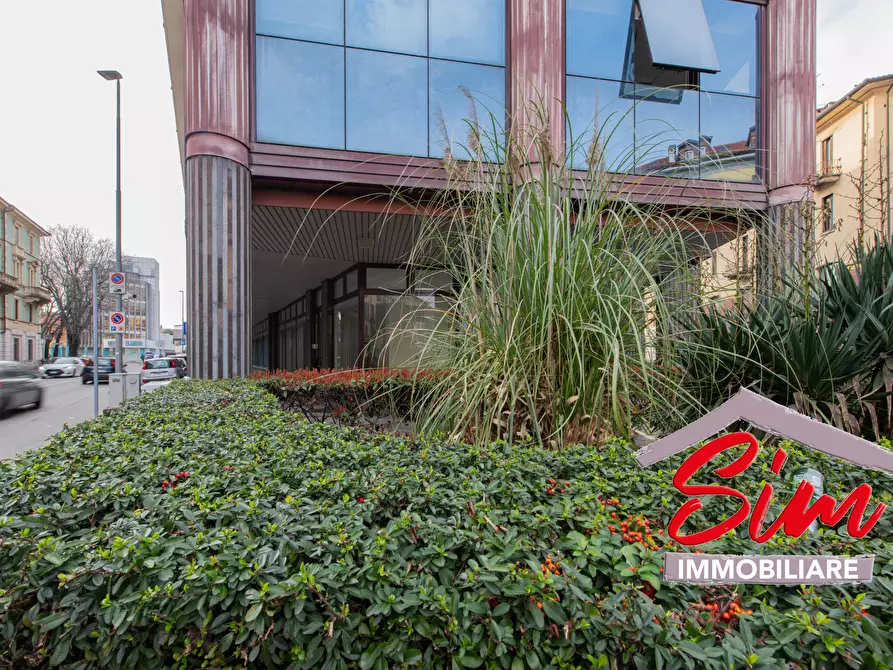 Immagine 13 di Ufficio in vendita  in Viale Dante Alighieri sn a Novara