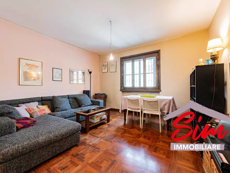 Immagine 6 di Casa bifamiliare in vendita  in Via Nino Oxilia 21 a Novara