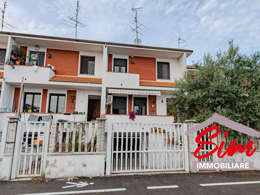 Immagine 23 di Villetta a schiera in vendita  in Via Carmine snc a Oleggio