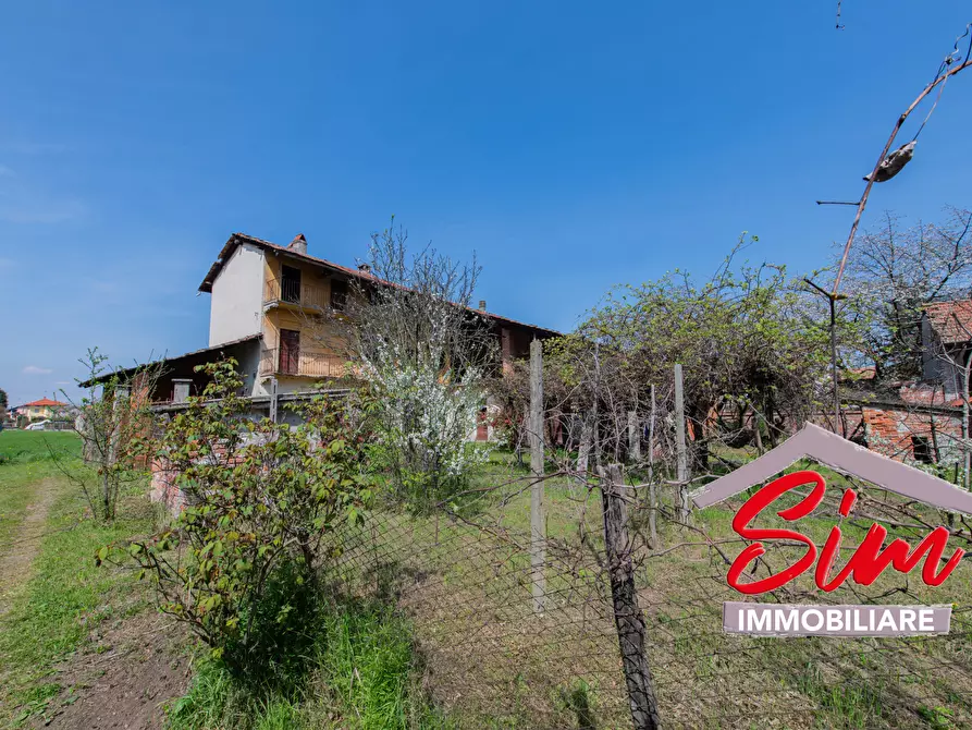 Immagine 18 di Rustico / casale in vendita  in Via Roma sn a Fara Novarese