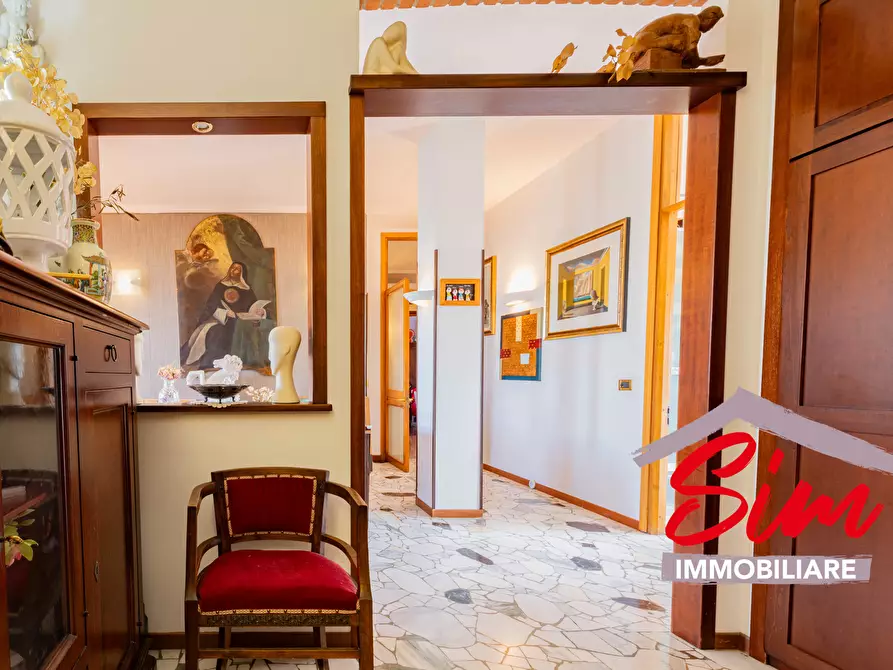 Immagine 4 di Pentalocale in vendita  in Baluardo La Marmora 19 a Novara