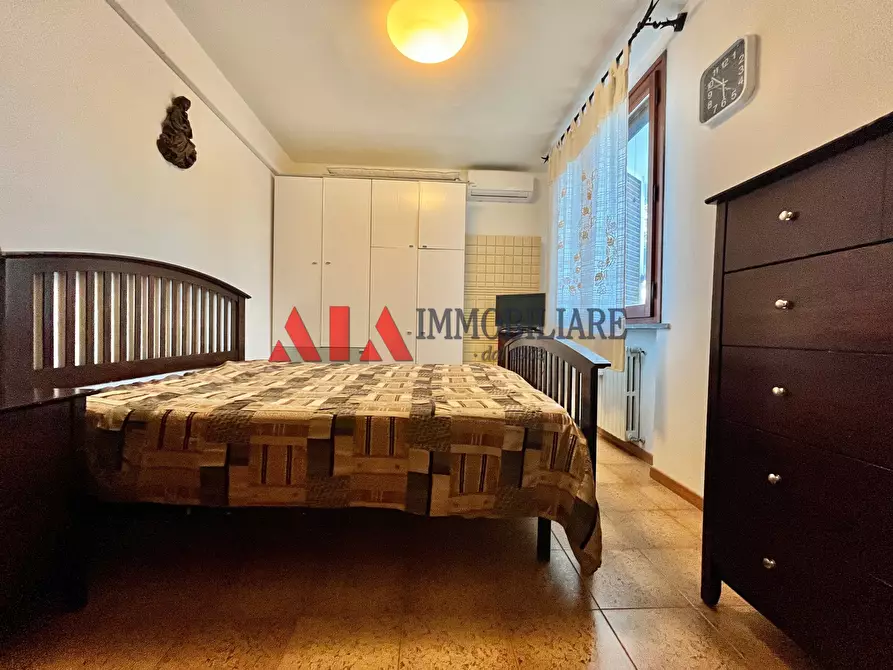 Immagine 12 di Villa in vendita  in Via Vittorio Veneto a Pontedera