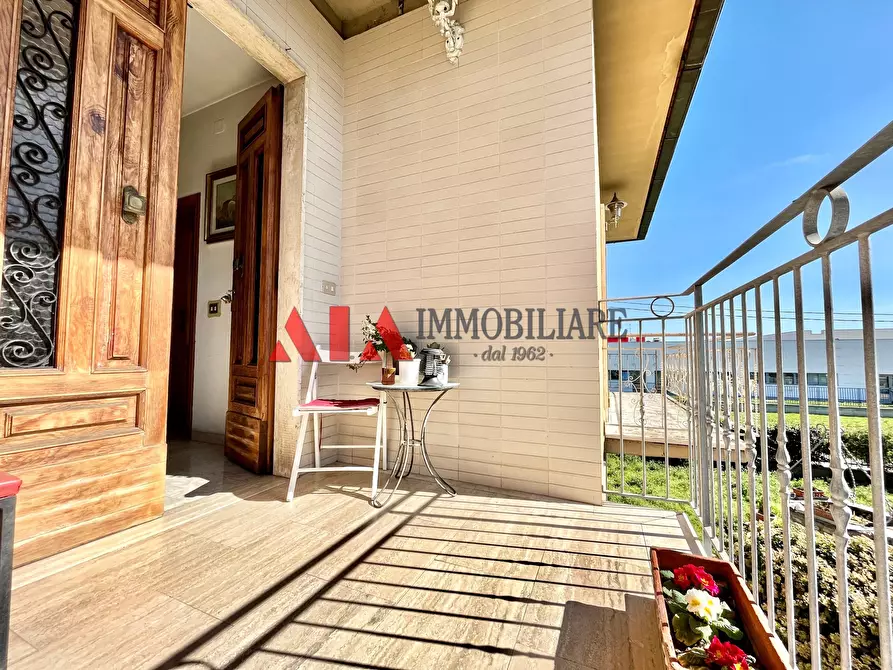 Immagine 4 di Villa in vendita  in Via del Popolo a Pontedera