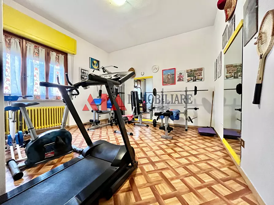 Immagine 16 di Villa in vendita  in Via Sarzanese Valdera a Buti