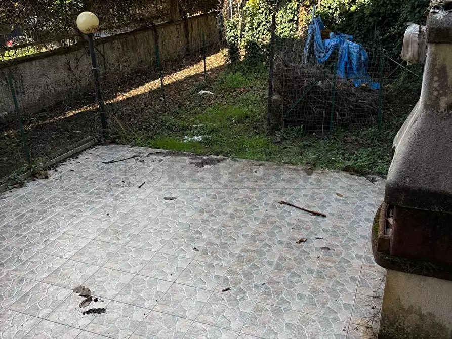 Immagine 19 di Trilocale in vendita  in Via Malche 19 a Giffoni Sei Casali