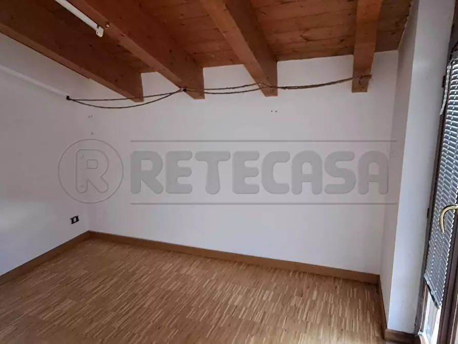 Immagine 48 di Trilocale in vendita  a Bergamo