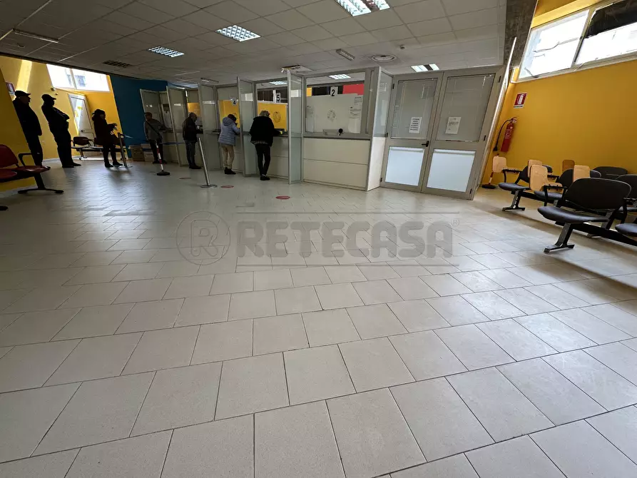 Immagine 15 di Locale commerciale in vendita  a Mazara Del Vallo