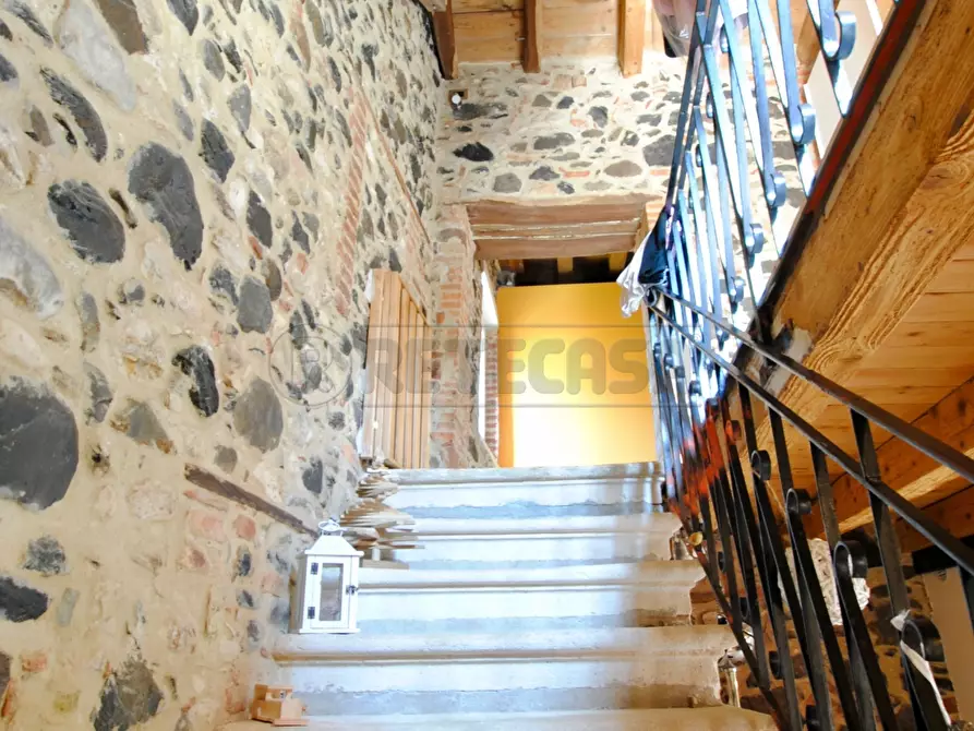 Immagine 30 di Villa in vendita  in Piazza Roma 36 a Brogliano