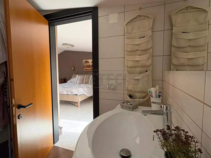 Immagine 40 di Villetta a schiera in vendita  in Via Giudice Falcone a Marcianise