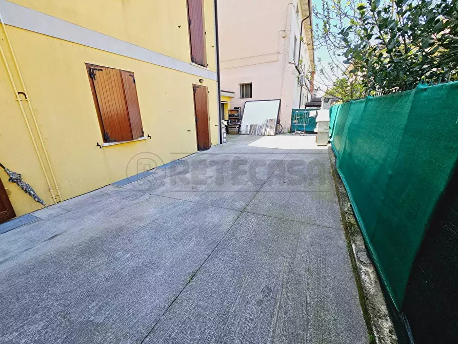 Immagine 11 di Trilocale in vendita  in Via Giuseppe Ciotti a Montichiari