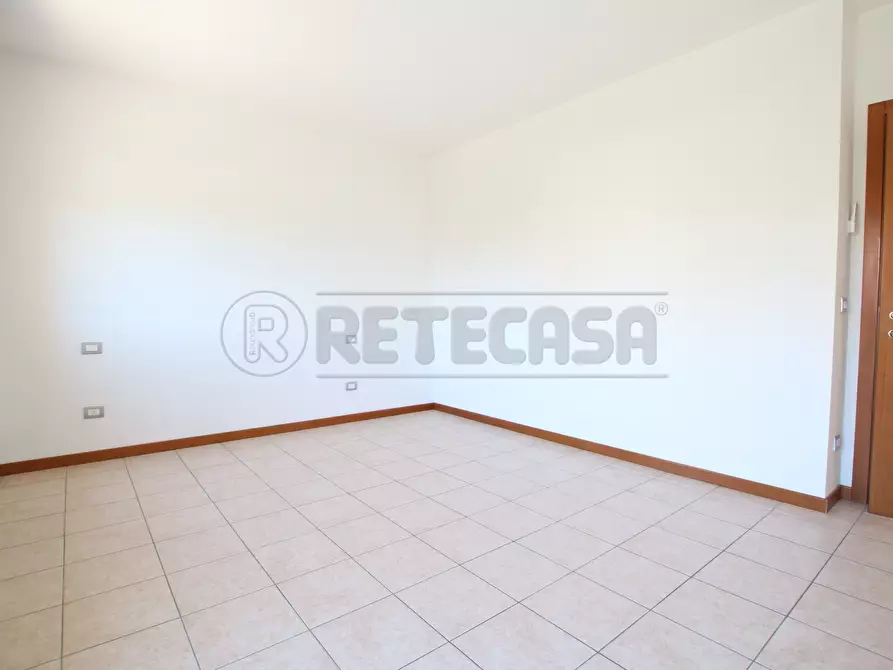 Immagine 13 di Bilocale in vendita  in Via Giovanni Falcone a Barbarano Mossano