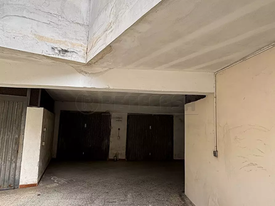 Immagine 7 di Garage in vendita  in Piazza Vittorio Bachelet 25 a Maglie
