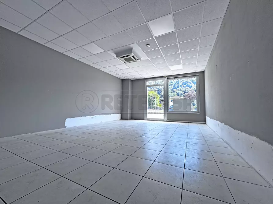 Immagine 3 di Locale commerciale in affitto  in viale trieste 16 a Cornedo Vicentino