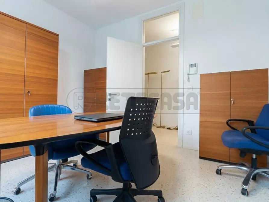 Immagine 18 di Ufficio in affitto  in Viale Roma 8 a Vicenza
