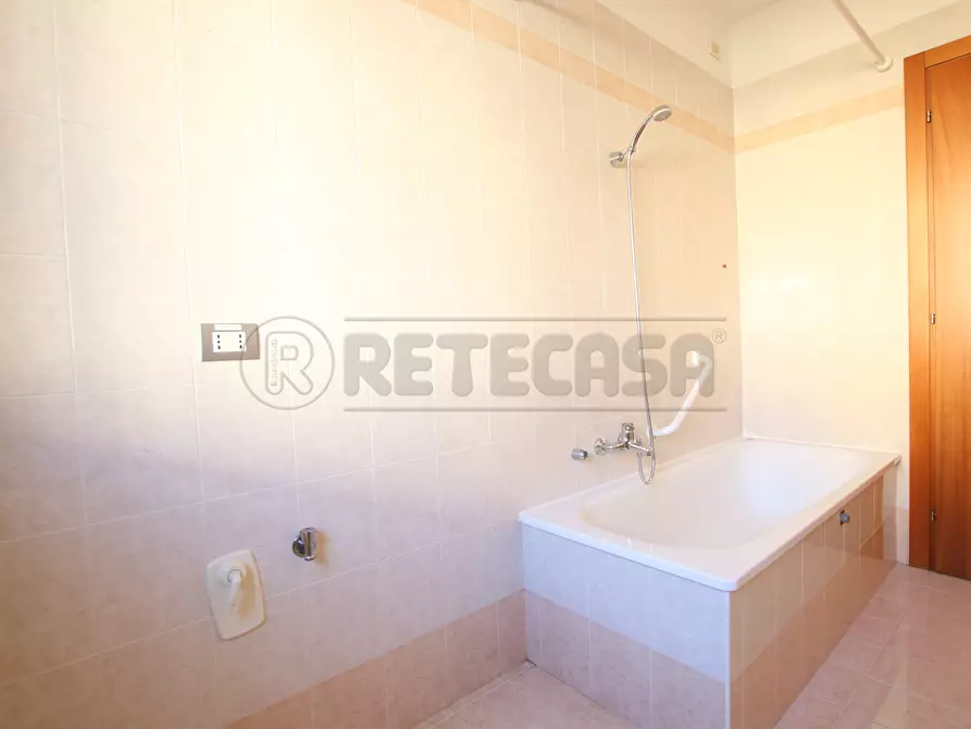 Immagine 16 di Bilocale in vendita  in Via Giovanni Falcone a Barbarano Mossano