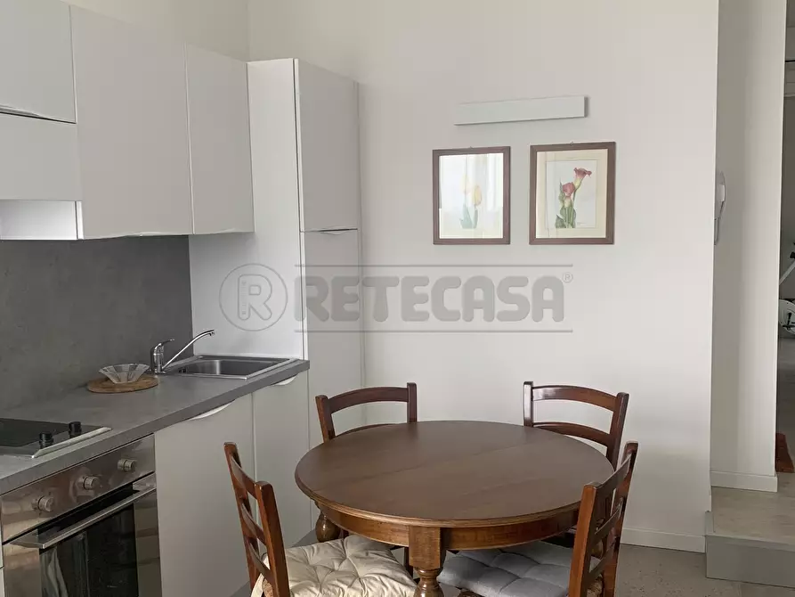 Immagine 6 di Bilocale in affitto  a Orio Al Serio