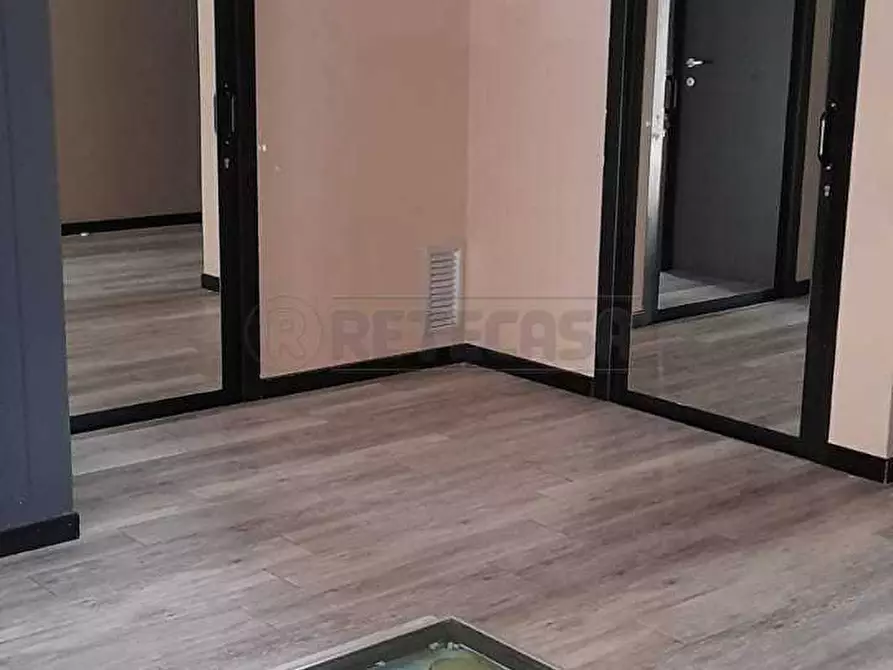 Immagine 15 di Ufficio in vendita  a Seriate