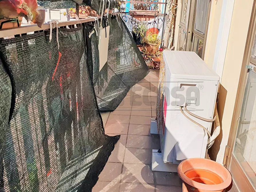 Immagine 30 di Bilocale in vendita  in Via Aurelia Nord 166 a Viareggio