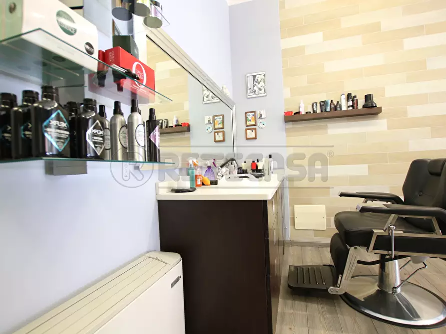 Immagine 18 di Attività commerciale in vendita  in Via Monte Lungo a Arcugnano