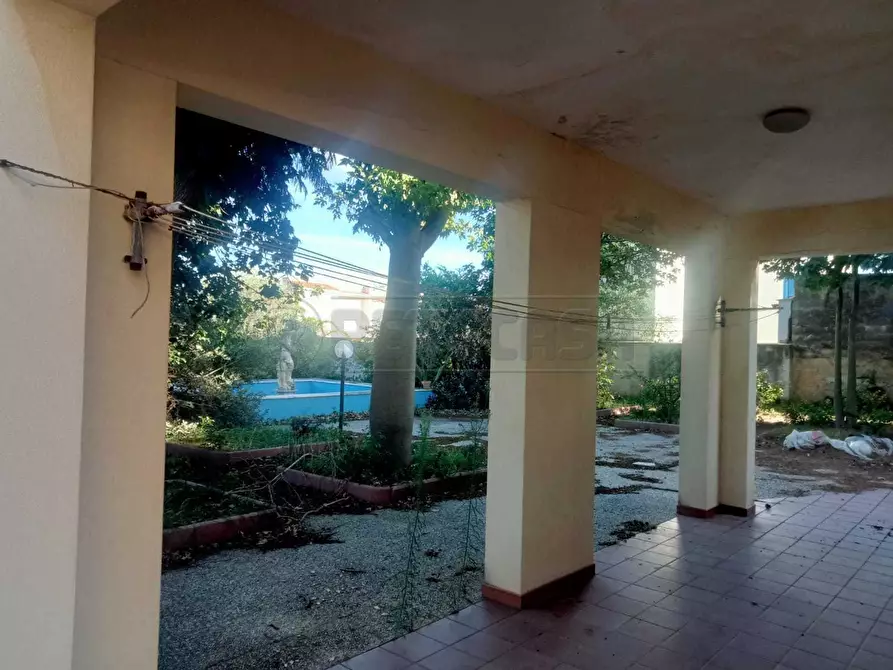 Immagine 10 di Villa in vendita  a Castelvetrano