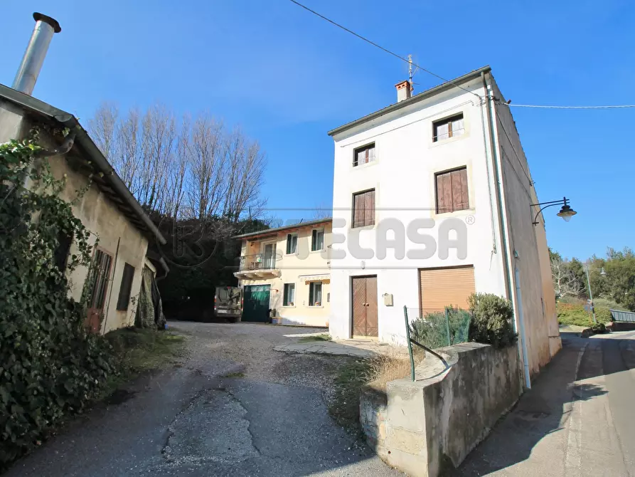 Immagine 1 di Porzione di casa in vendita  in Via Borgolecco 16 a Gambellara