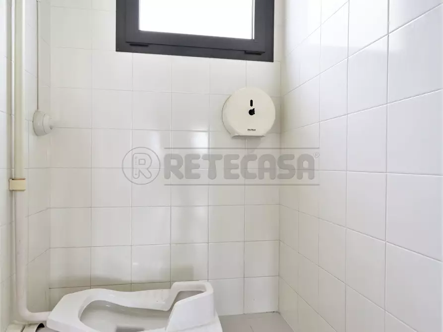 Immagine 10 di Laboratorio in affitto  a Camisano Vicentino