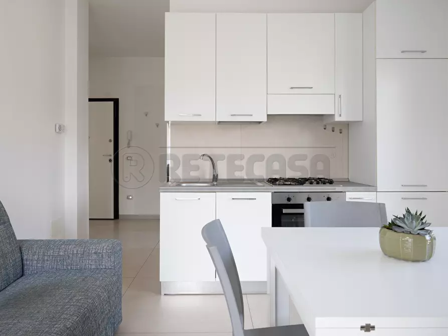 Immagine 30 di Bilocale in vendita  in Via II Giugno 7 a Nardo'