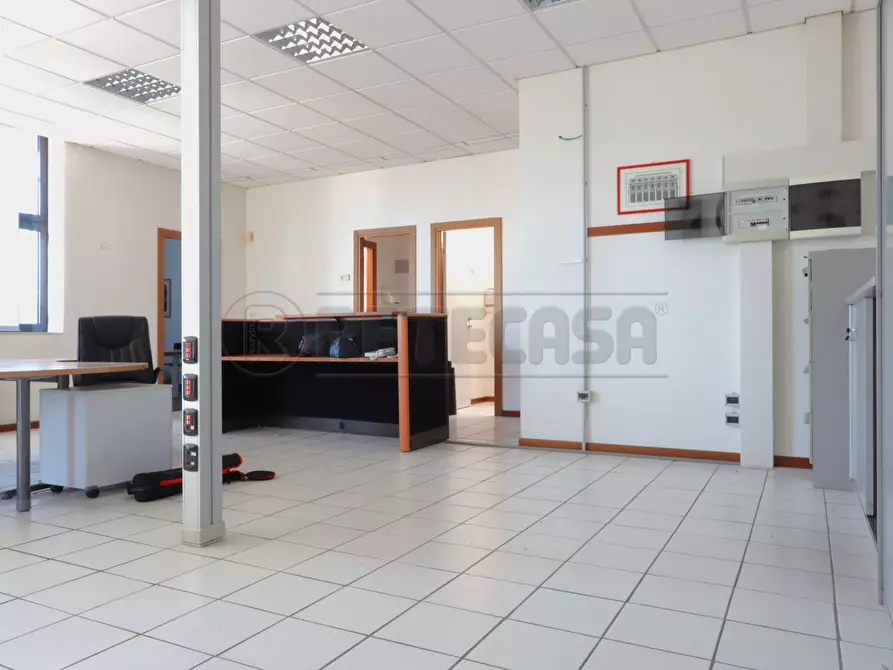 Immagine 5 di Ufficio in affitto  in Via Chiuppese 3 a Monticello Conte Otto