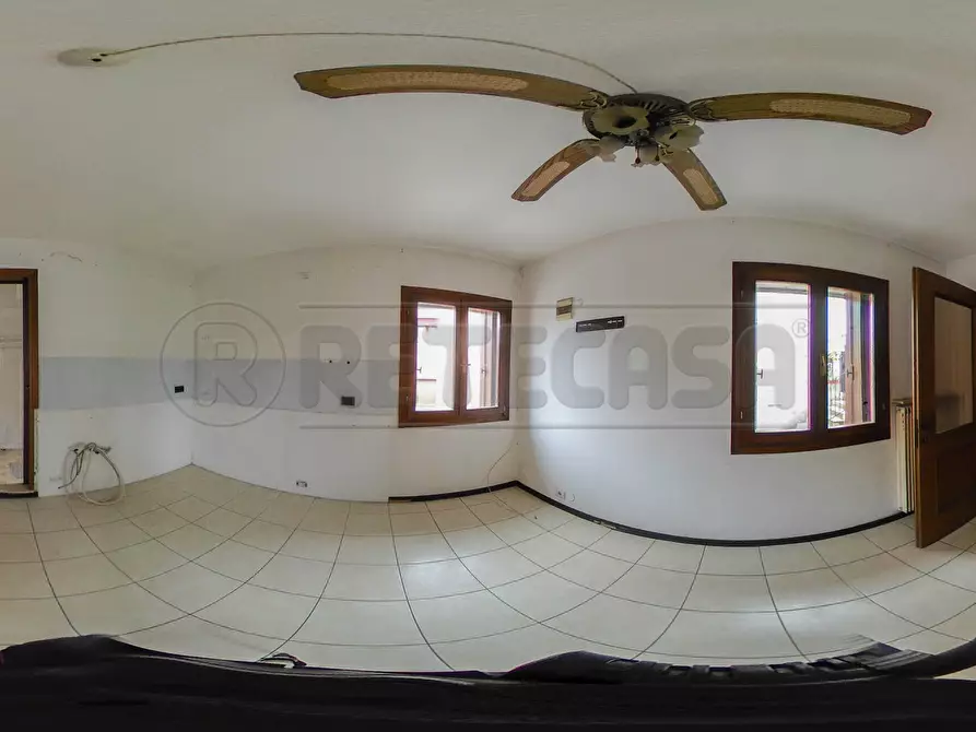 Immagine 8 di Rustico / casale in vendita  in Via Valle a Sovizzo