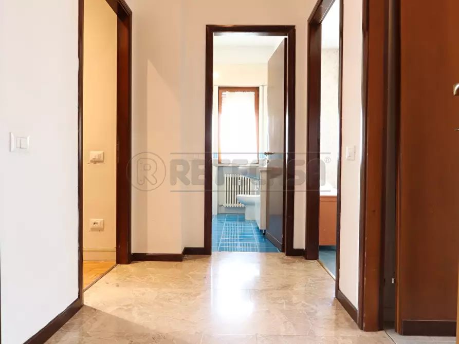 Immagine 8 di Stanza singola in affitto  a Vicenza