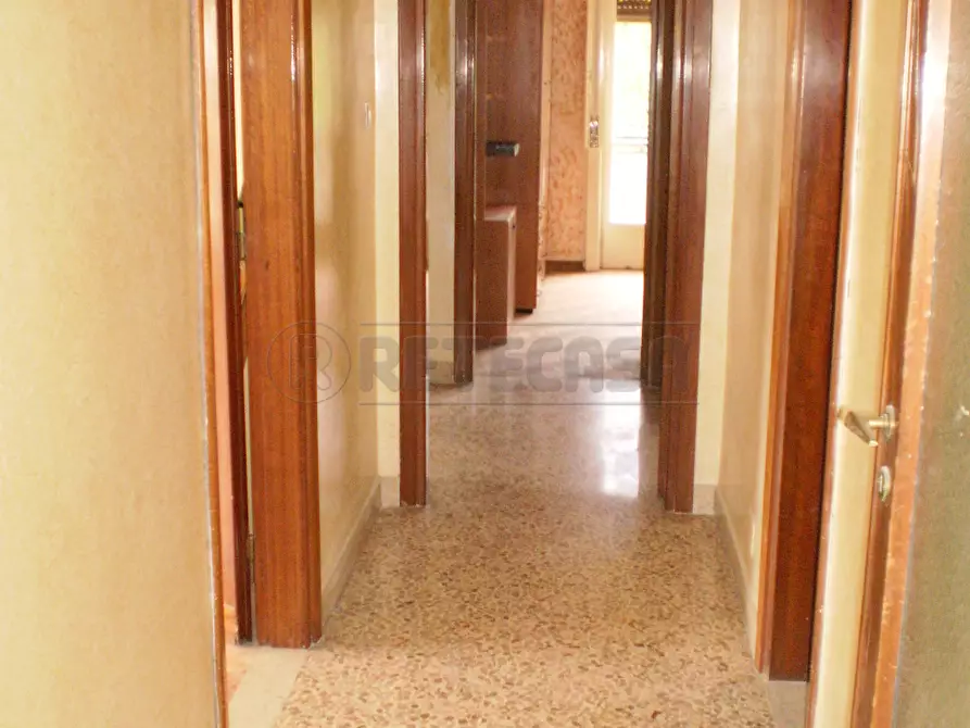 Immagine 5 di Quadrilocale in affitto  in viale regina elena 125 a Messina