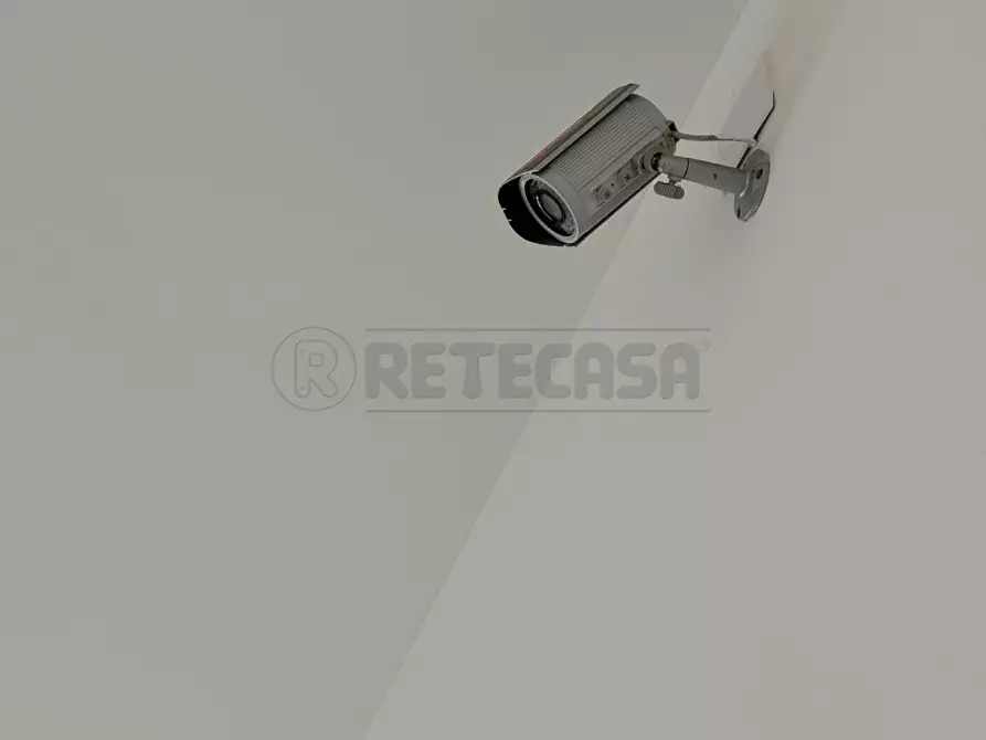 Immagine 22 di Locale commerciale in vendita  in Via Monte Lungo a Arcugnano