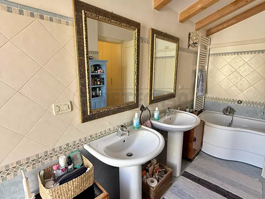 Immagine 11 di Porzione di casa in vendita  a Arzignano