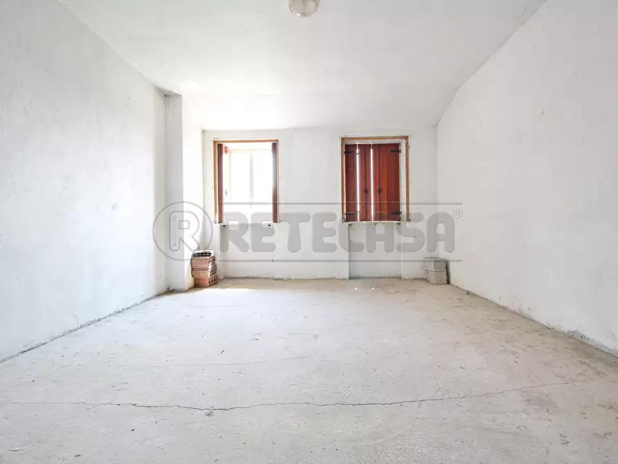 Immagine 9 di Rustico / casale in vendita  in Via Sani 18 a Gambellara