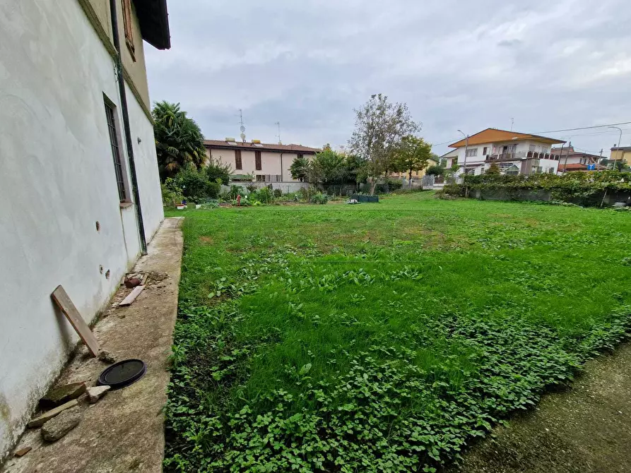 Immagine 5 di Terreno industriale in vendita  in Viale Europa a Acquanegra Cremonese