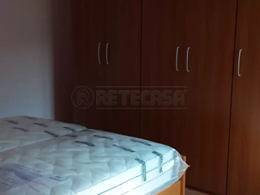 Immagine 4 di Bilocale in vendita  in Via Edmondo De Amicis 30g a Bondeno