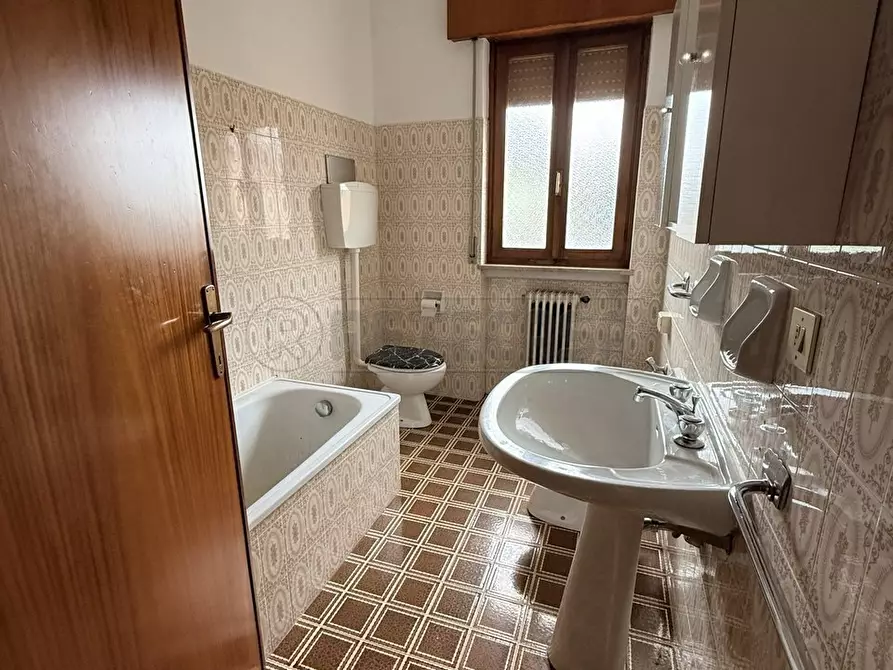 Immagine 8 di Bilocale in vendita  a Montecchio Maggiore