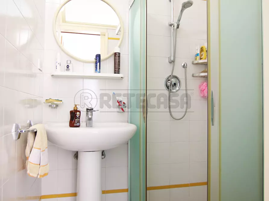 Immagine 32 di Villa in vendita  in viale riviera berica 400 a Vicenza