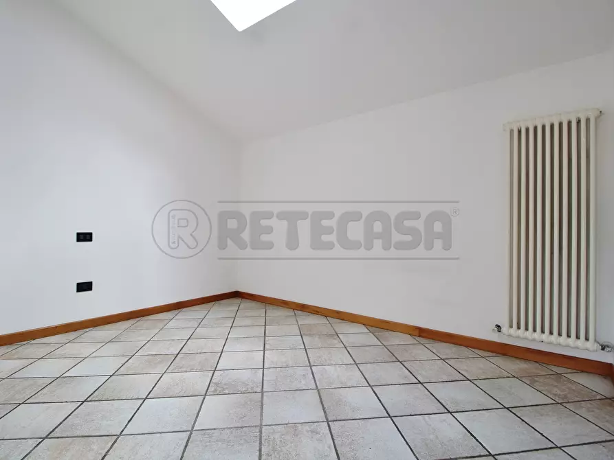 Immagine 11 di Bilocale in affitto  in Via dall'Ava 6 a Nogarole Vicentino