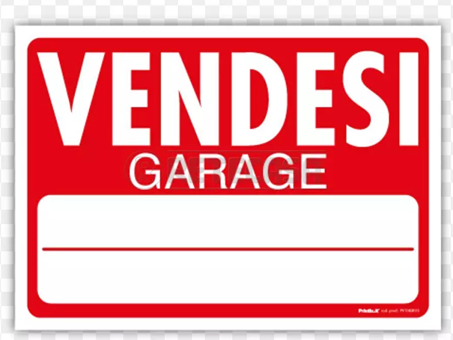 Immagine 1 di Garage in vendita  a Mercato San Severino