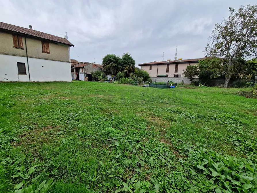 Immagine 3 di Terreno industriale in vendita  in Viale Europa a Acquanegra Cremonese