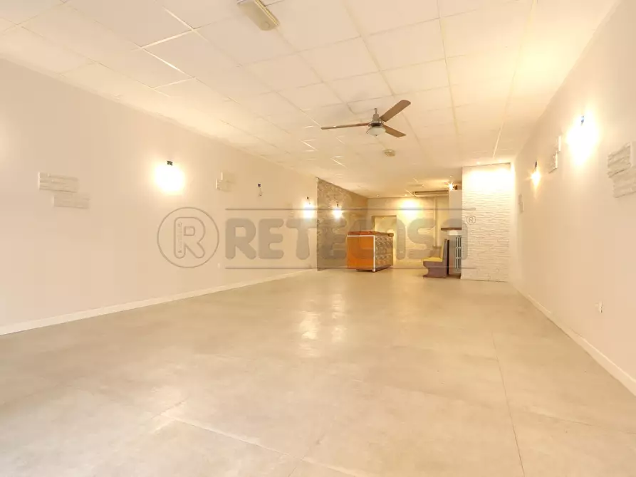 Immagine 7 di Locale commerciale in affitto  a Vicenza