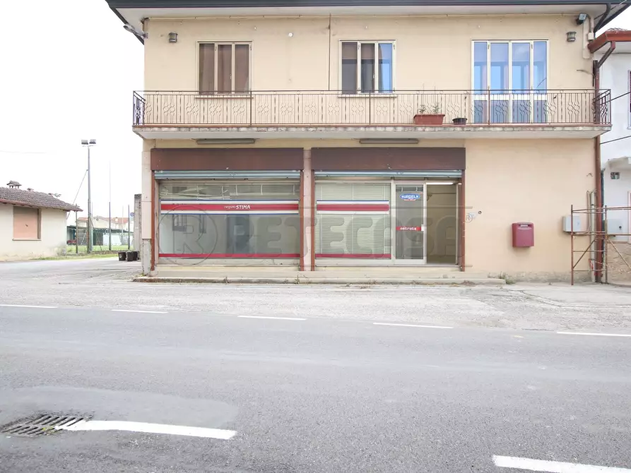 Immagine 13 di Laboratorio in affitto  in Via Chiesa a Nanto