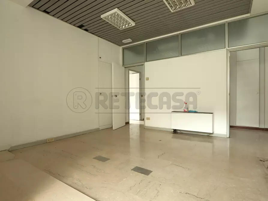 Immagine 25 di Ufficio in affitto  in Corso SS. Felice e Fortunato 3 a Vicenza