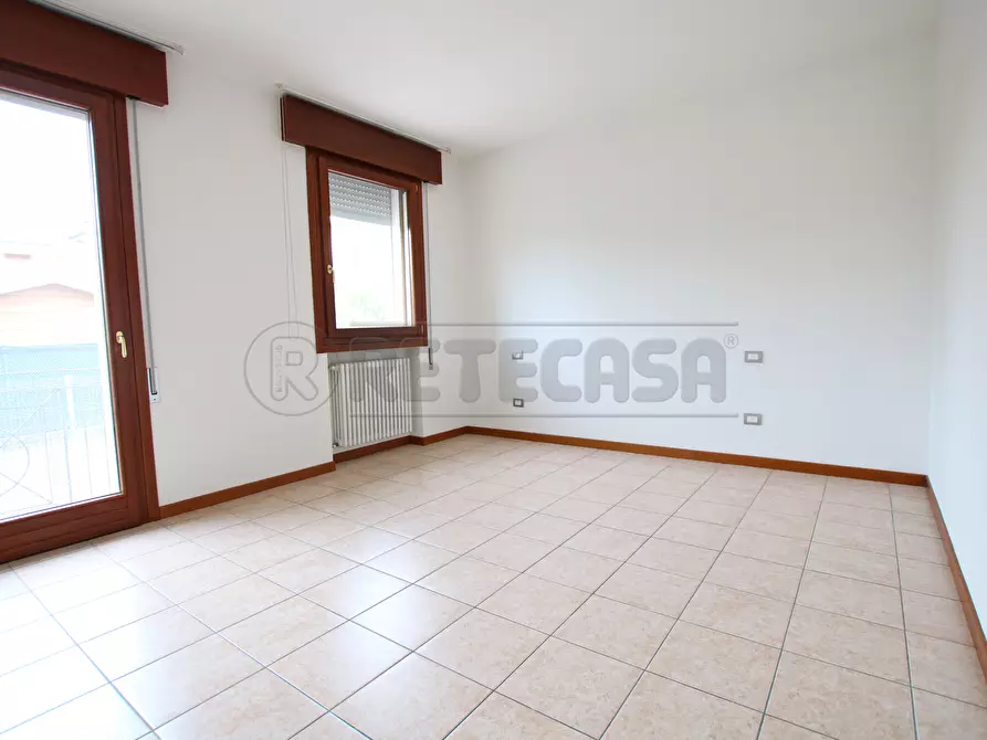 Immagine 14 di Bilocale in vendita  in Via Giovanni Falcone a Barbarano Mossano