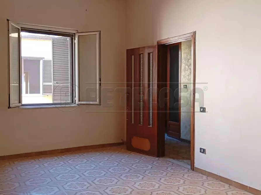 Immagine 8 di Casa trifamiliare in vendita  a Marcianise