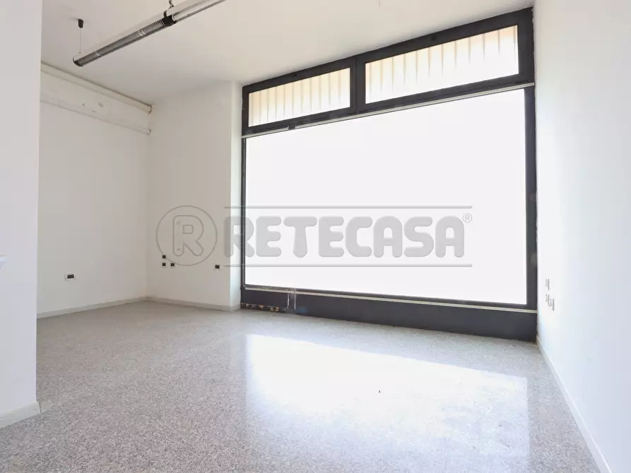 Immagine 13 di Ufficio in vendita  in Via delle Ginestre a Camisano Vicentino