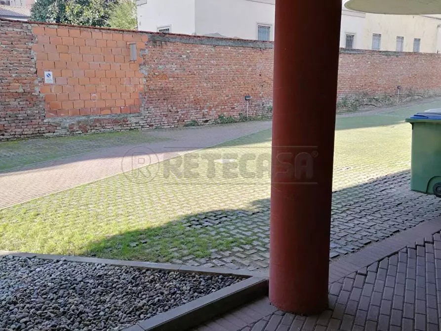 Immagine 11 di Garage in vendita  in Via Ferruccio Ghinaglia a Cremona