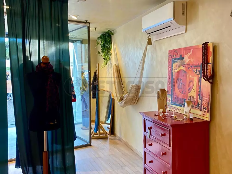 Immagine 3 di Attività commerciale in vendita  in Corso Antonio Fogazzaro a Vicenza