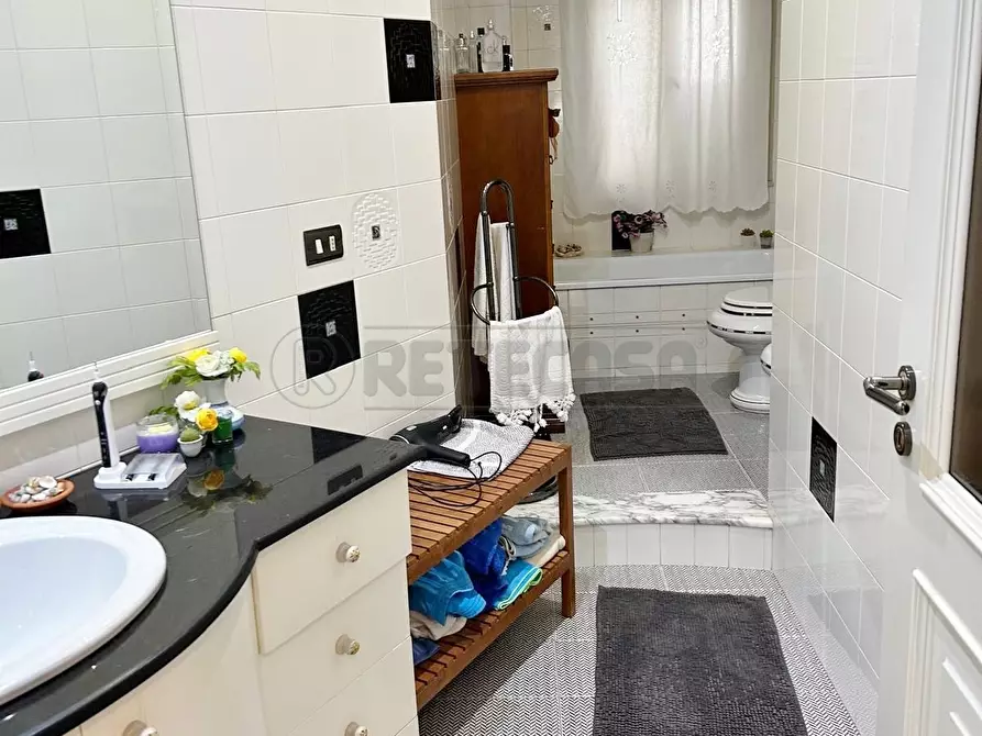 Immagine 5 di Quadrilocale in vendita  in VIA ALCIDE DE GASPERI 17 a Caltanissetta